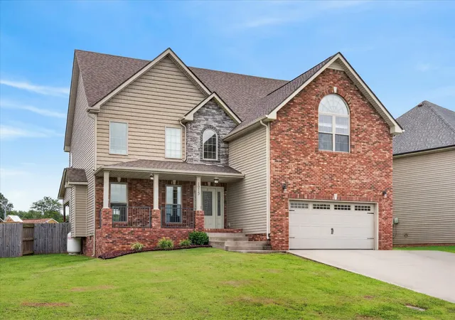 2nd image of 1013 Garner Hills Dr, Clarksville, TN 37042 | MLS# 3251574
