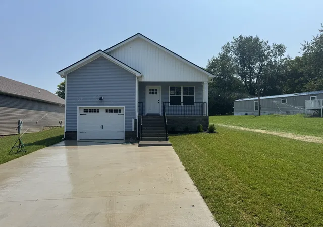 Single family home for sale at 230 Arkansas Ave, Oak Grove, KY 42262 | MLS# 3247216 | Listing updated on 2026-09-25