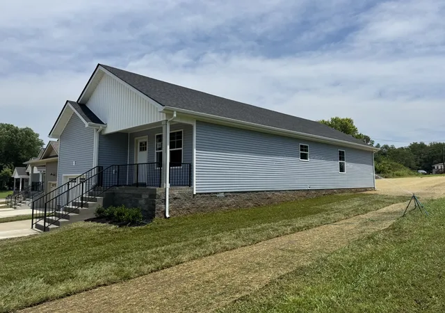 Photo 1 of Single family home for sale at 230 Arkansas Ave, Oak Grove, KY 42262 | MLS# 3247216 | Listing updated on 2026-09-25
