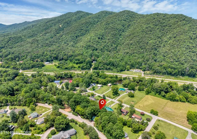 5th image of 124 E Leatherwood Dr, Walland, TN 37886 | MLS# 3247218