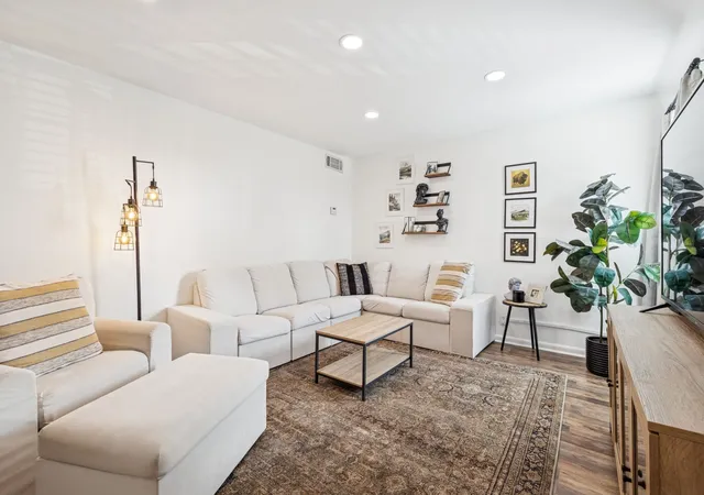 Condo for sale at 110 Bellevue Rd #12, Nashville, TN 37221 | MLS# 3247242
