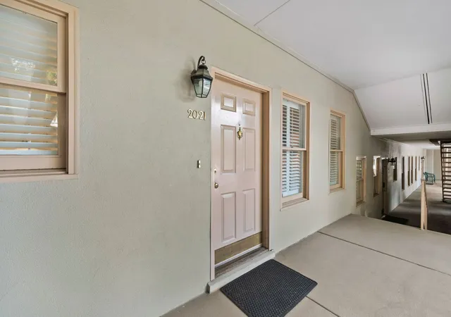 Photo 4 of Condo for sale at 2021 Lombardy Ave, Nashville, TN 37215 | MLS# 3251598 | Listing updated on 2026-08-11