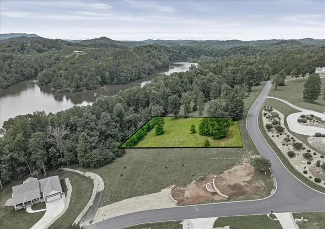 Homes for sale in Madisonville, TN | 101 Copper Still Way, Madisonville, TN 37354 | MLS# 3247265