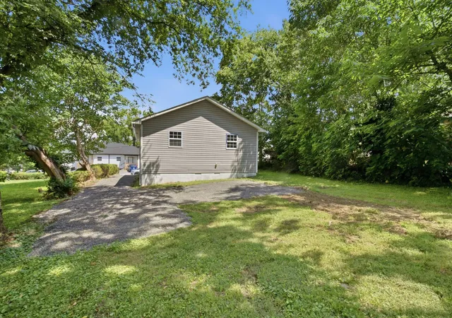 27th image of 103 Hall St, Hartsville, TN 37074 | MLS# 3269995