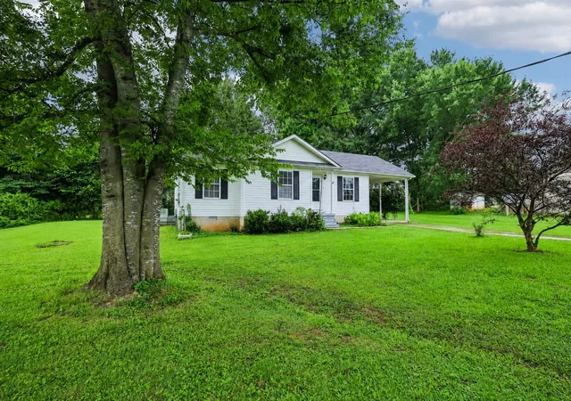 Homes for sale in Unionville, TN | 310 Redbud Ln, Unionville, TN 37180 | MLS# 3247308