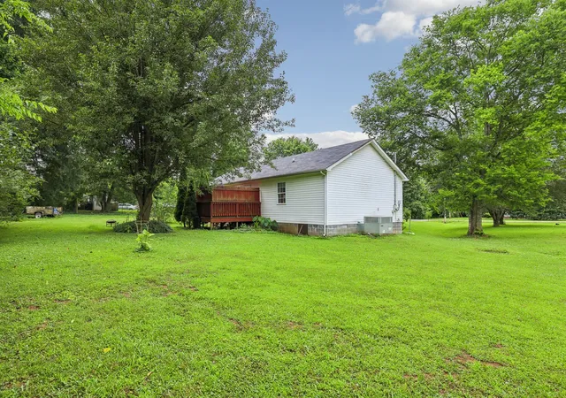 Homes for sale in Unionville, TN | 310 Redbud Ln, Unionville, TN 37180 | MLS# 3247308