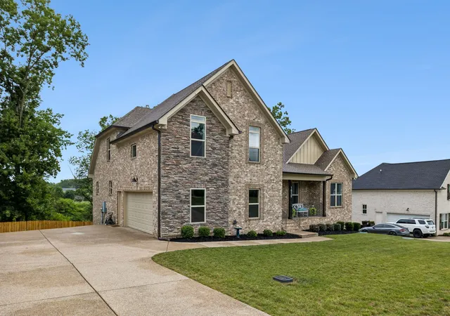 Photo 3 of Single family home for sale at 1030 C P Stewart Blvd, Lebanon, TN 37087 | MLS# 3247364 | Listing updated on 2026-09-16