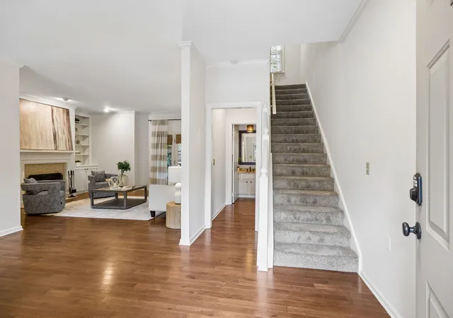 2nd image of 220 Westchase Dr, Nashville, TN 37205 | MLS# 3247756