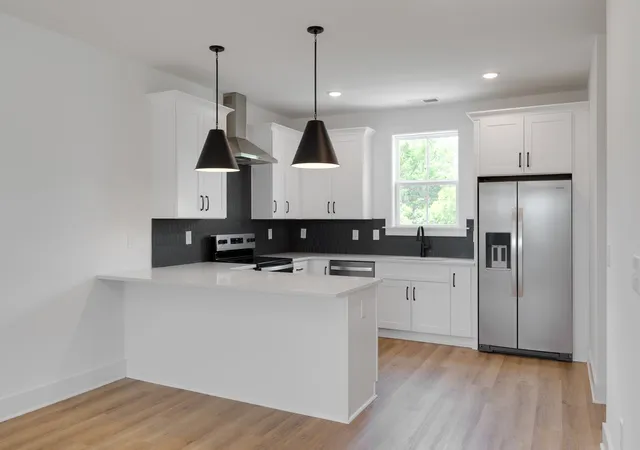 Photo 1 of Sale Pending at 3306 Conviser Dr, Nashville, TN 37207 | MLS# 3247382 | Listing updated on 2026-07-19