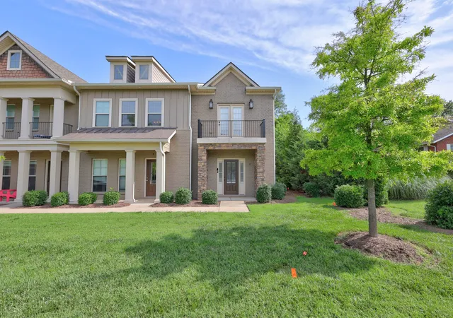 3rd image of 315 E Clark Blvd #J, Murfreesboro, TN 37130 | MLS# 3248228