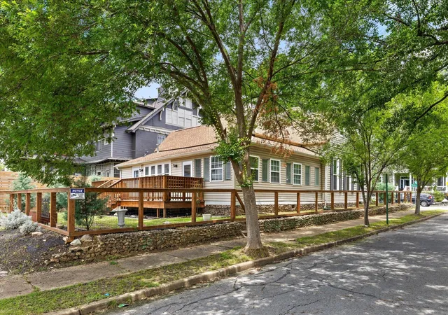 Homes for sale in Chattanooga, TN | 1514 Bailey Avenue, Chattanooga, TN 37404 | MLS# 3247381
