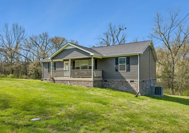 Homes for sale in Hickman, TN | 2 Hickman Creek Rd N, Hickman, TN 38567 | MLS# 3247867