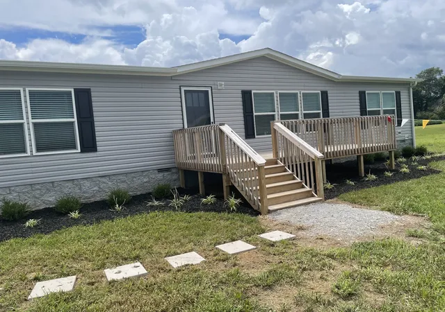1st image of 943 Hwy 64 West, Lawrenceburg, TN 38464 | MLS# 3255055