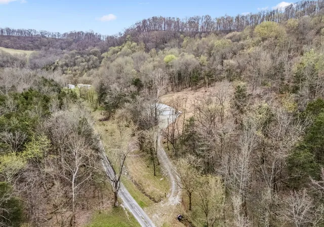 Homes for sale in Elmwood, TN | 18 York Ln, Elmwood, TN 38560 | MLS# 3248570