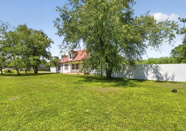 Photo 2 of Single family home for sale at 152 Bill Stewart Blvd, La Vergne, TN 37086 | MLS# 3247670 | Listing updated on 2026-09-01