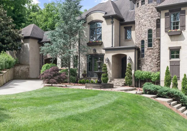 Photo 3 of Sale Pending at 399 The Lady Of The Lake Ln, Franklin, TN 37067 | MLS# 3251928 | Listing updated on 2026-10-29