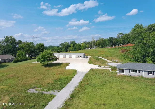 Homes for sale in Maryville, TN | 2662 Louisville Rd, Maryville, TN 37801 | MLS# 3247460