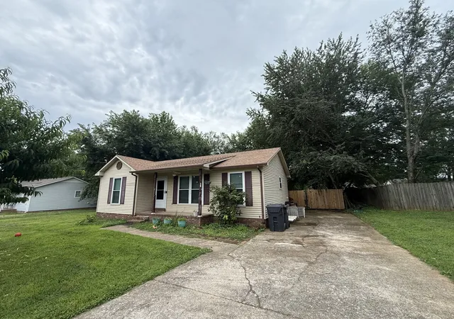 Homes for sale in Oak Grove, KY | 510 Indian Ave, Oak Grove, KY 42262 | MLS# 3251241
