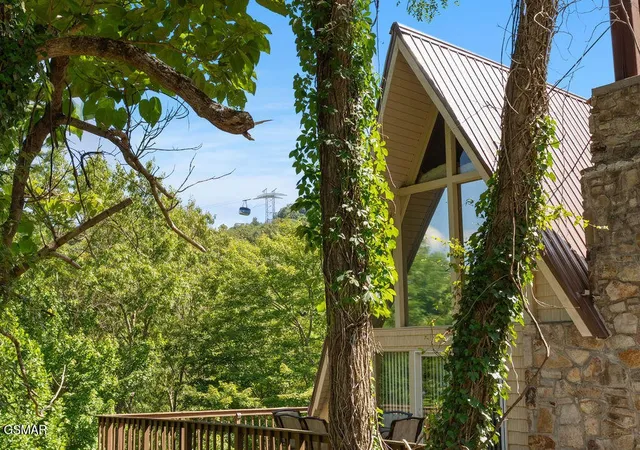 2nd image of 1105 Lower Alpine Way, Gatlinburg, TN 37738 | MLS# 3288533