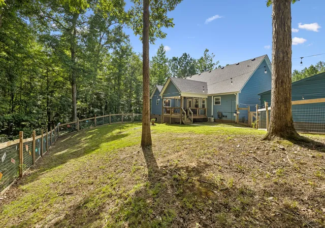 Photo 1 of Single family home for sale at 906 Riverwood Dr, Buchanan, TN 38222 | MLS# 3247908 | Listing updated on 2026-10-09