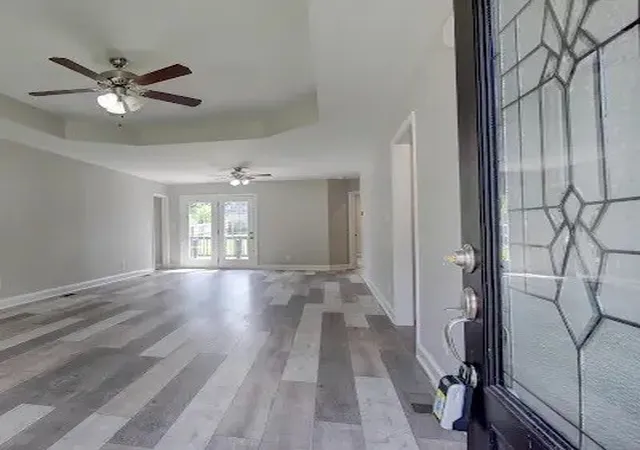 Photo 3 of Single family home for sale at 1716 Rains Rd, Clarksville, TN 37042 | MLS# 3247568 | Listing updated on 2026-08-31