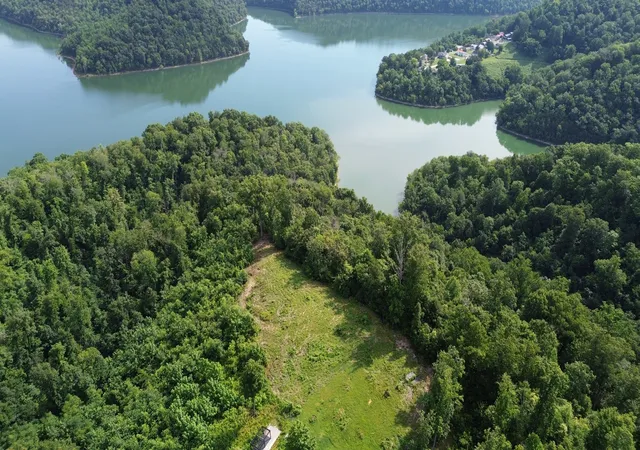 Photo 4 of Land for sale at 0 Water Ridge Dr, Sparta, TN 38583 | MLS# 3247945 | Listing updated on 2026-08-30