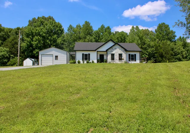 Homes for sale in Cumberland Furnace, TN | 2012 Linda Ln, Cumberland Furnace, TN 37051 | MLS# 3250311