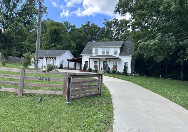 Homes for sale in Hampshire, TN | 4049 Hampshire Pike, Hampshire, TN 38461 | MLS# 3247625