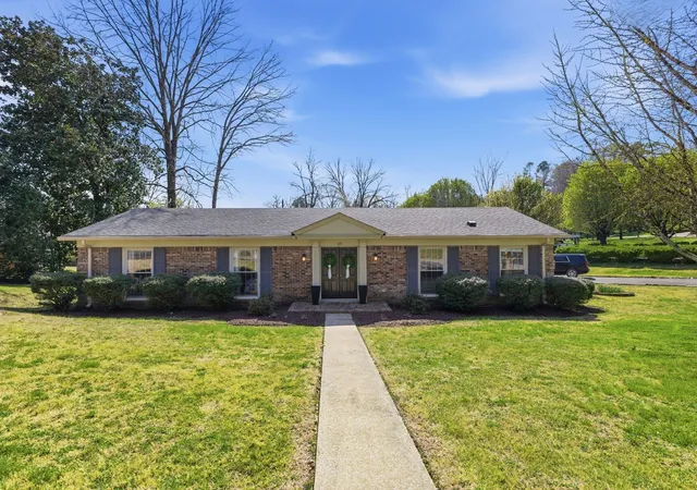 1st image of 120 Sunset Dr, Pulaski, TN 38478 | MLS# 3247547