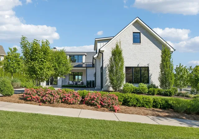 Photo 2 of Sale Pending at 7376 Harlow Dr, College Grove, TN 37046 | MLS# 3248224 | Listing updated on 2026-08-19