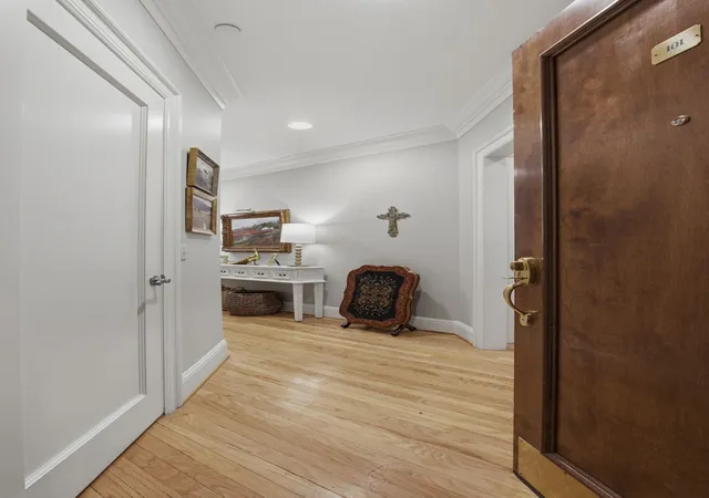 Photo 2 of Condo for sale at 4000 W End Ave #101, Nashville, TN 37205 | MLS# 3248745 | Listing updated on 2026-08-29