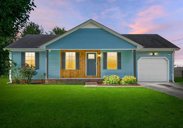 Photo 2 of Single family home for sale at 932 Linda Dr, Oak Grove, KY 42262 | MLS# 3250706 | Listing updated on 2026-09-21