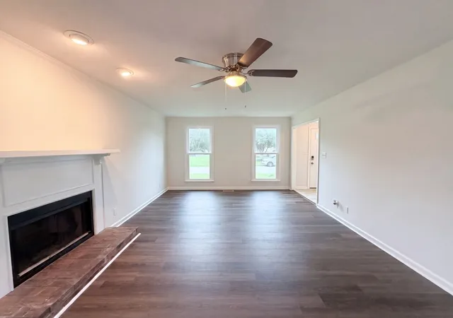 3rd image of 3402 Chaney Ln, Clarksville, TN 37042 | MLS# 3247701