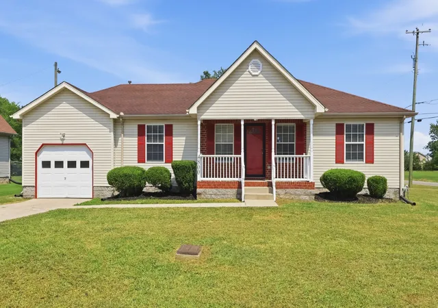 Homes for sale in Antioch, TN | 4800 Peppertree Dr, Antioch, TN 37013 | MLS# 3251694