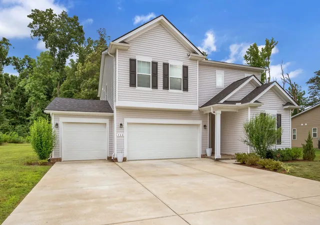 2nd image of 400 Hickory Pointe Dr, Dickson, TN 37055 | MLS# 3256177
