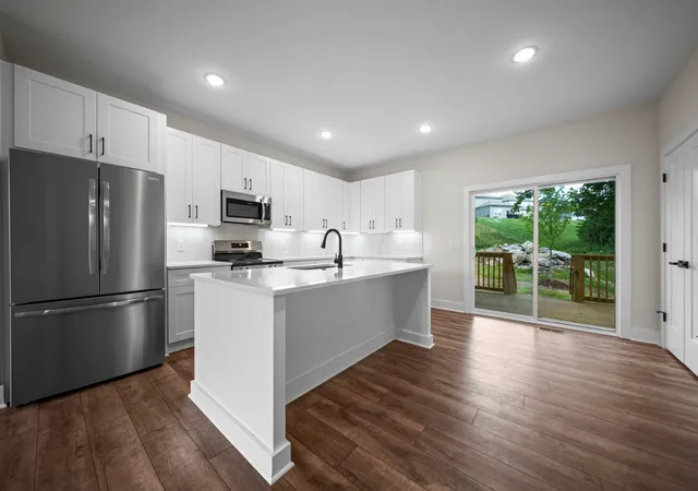 Photo 1 of Single family home for sale at 4929 Leesa Ann Ln, Hermitage, TN 37076 | MLS# 3247764 | Listing updated on 2026-10-08