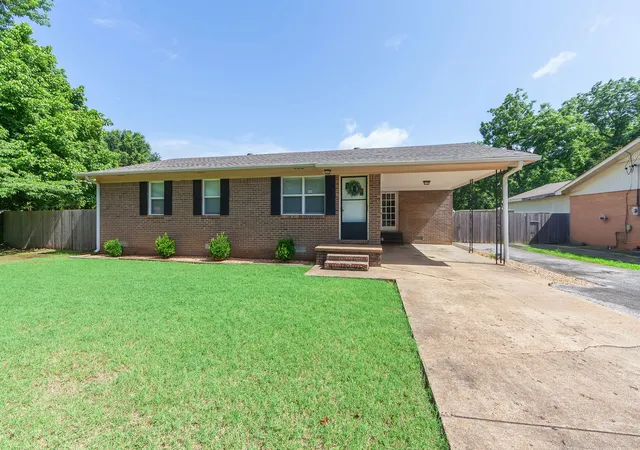 Homes for sale in Milan, TN | 5169 Mckellar St, Milan, TN 38358 | MLS# 3251736