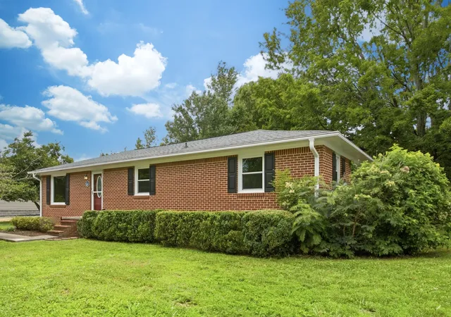 Homes for sale in Smithville, TN | 847 Anthony Ave, Smithville, TN 37166 | MLS# 3247813