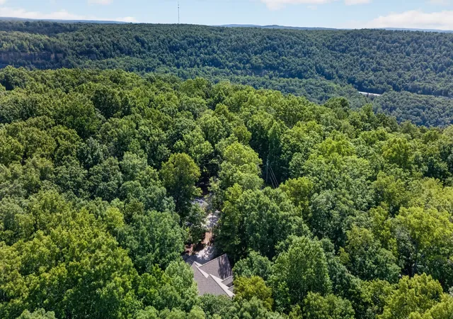 Homes for sale in Monteagle, TN | 1835 Ridge Cliff Dr, Monteagle, TN 37356 | MLS# 3247825
