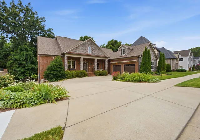 Homes for sale in Hermitage, TN | 333 Bournemouth Ln, Hermitage, TN 37076 | MLS# 3250553