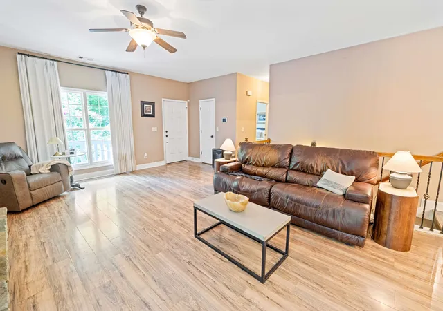 Homes for sale in Fayetteville, TN | 1210 Buckeye Rd, Fayetteville, TN 37334 | MLS# 3262717
