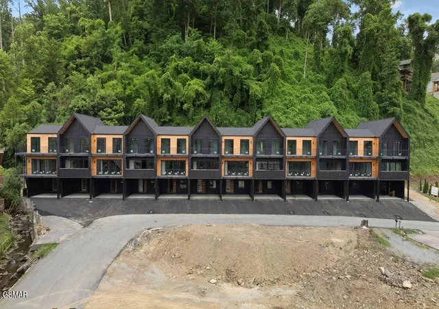 23rd image of 12 215 Circle Dr, Gatlinburg, TN 37738 | MLS# 3288522