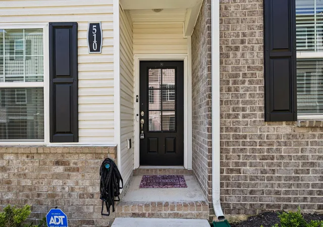 2nd image of 510 Moshe Flam Pl, La Vergne, TN 37086 | MLS# 3256394