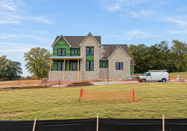 Photo 1 of Single family home for sale at 5160 Bond Ml Rd, Thompsons Station, TN 37179 | MLS# 3248242 | Listing updated on 2026-09-22