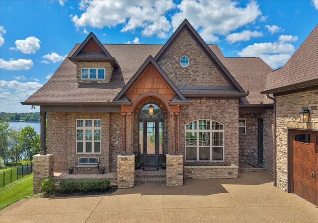 Photo 4 of Single family home for sale at 143 Kathryn Adele Ln, Mount Juliet, TN 37122 | MLS# 3251149 | Listing updated on 2026-09-23