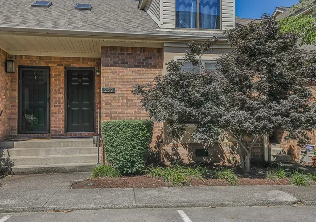 Homes for sale in Brentwood, TN | 259 Glenstone Cir #83, Brentwood, TN 37027 | MLS# 3251073
