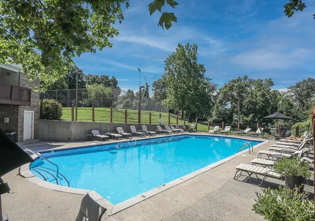 Homes for sale in Brentwood, TN | 259 Glenstone Cir, Brentwood, TN 37027 | Houzeo