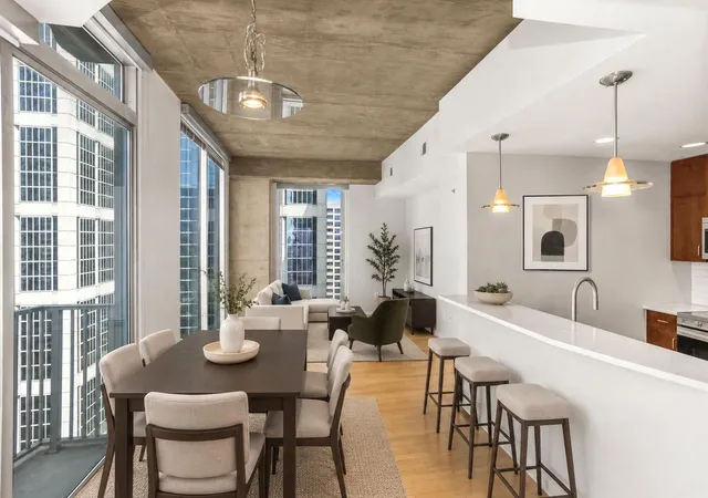 Photo 3 of Condo for sale at 415 Church St #1702, Nashville, TN 37219 | MLS# 3250249 | Listing updated on 2026-08-19