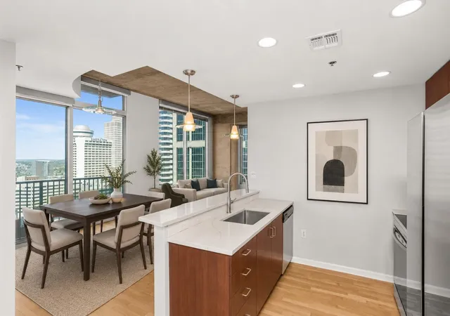 Photo 3 of Condo for sale at 415 Church St #1702, Nashville, TN 37219 | MLS# 3250249 | Listing updated on 2026-08-19