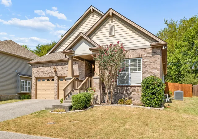 Photo 2 of Single family home for sale at 1015 Achiever Cir, Spring Hill, TN 37174 | MLS# 3598021 | Listing updated on 2026-09-23